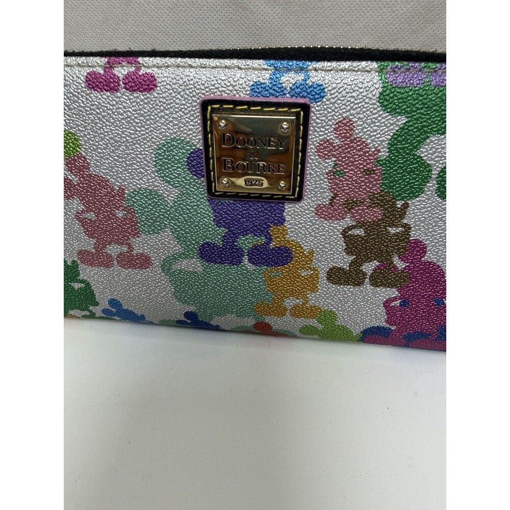 Disney Dooney & Bourke 10th Anniversary Wonder Mickey Mouse Wallet Clutch RARE - Picture 4 of 16